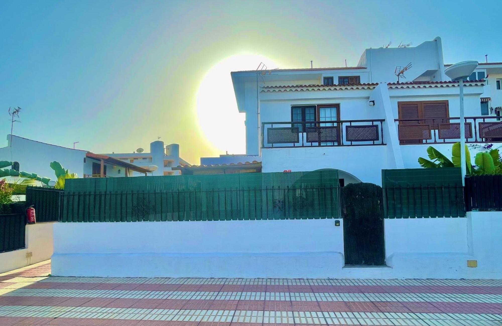 Sunlight Place * San Bartolomé